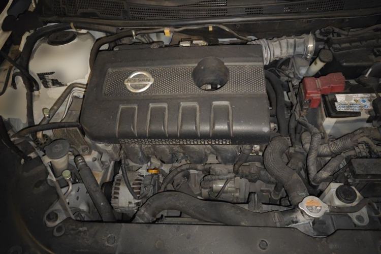 Used Nissan Sylphy 2014 1.6XV CVT Deluxe Edition Engine Bay