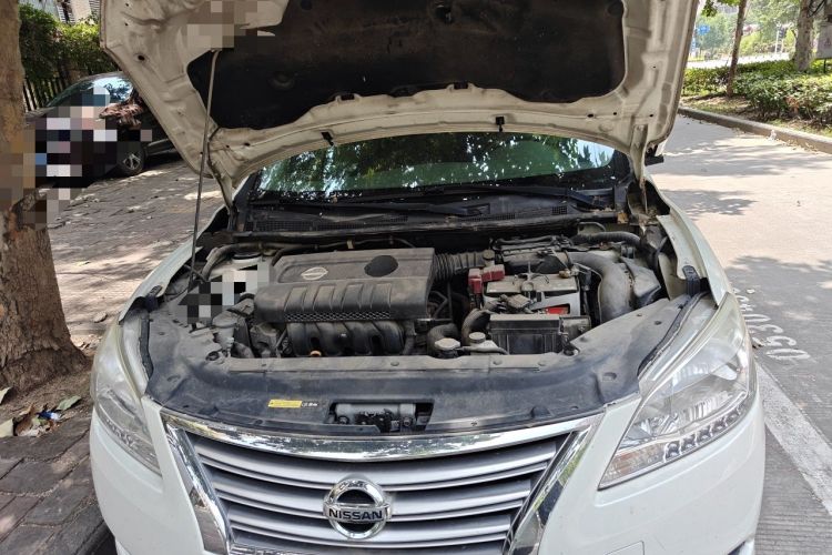 Used Nissan Sylphy 2014 1.6XV CVT Deluxe Edition Engine Bay