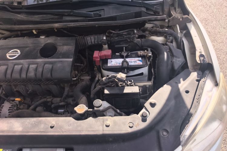 Used Nissan Sylphy 2014 1.6XV CVT Deluxe Edition Engine Bay Left