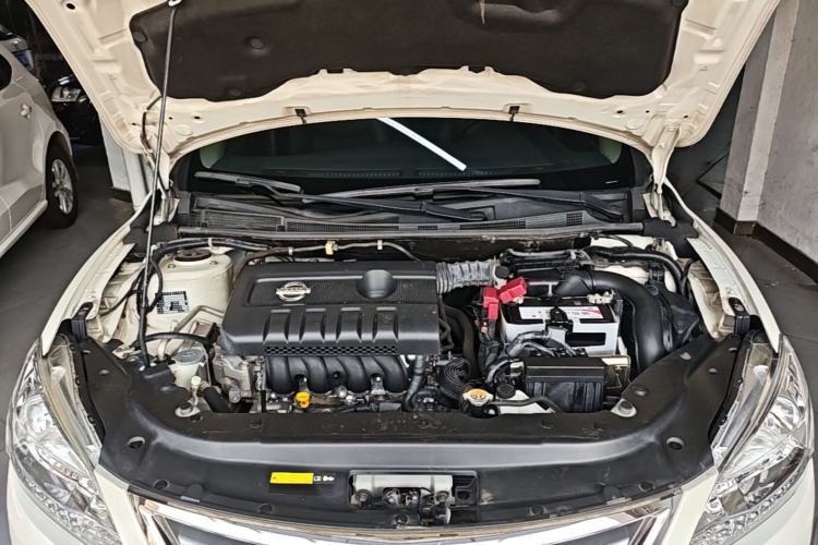 Used Nissan Sylphy 2014 1.6XV CVT Deluxe Edition Engine Bay