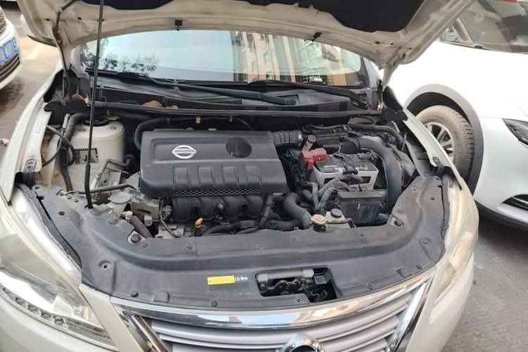 Used Nissan Sylphy 2014 1.6XV CVT Deluxe Edition Engine Bay