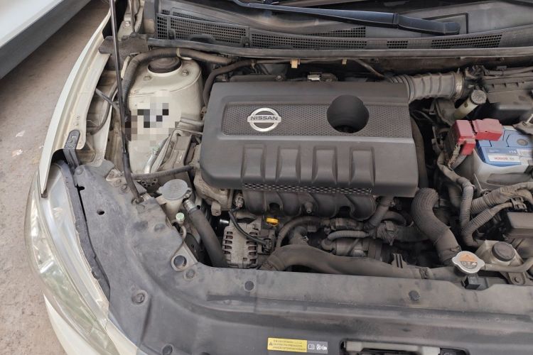 Used Nissan Sylphy 2014 1.6XV CVT Deluxe Edition Engine Bay Right