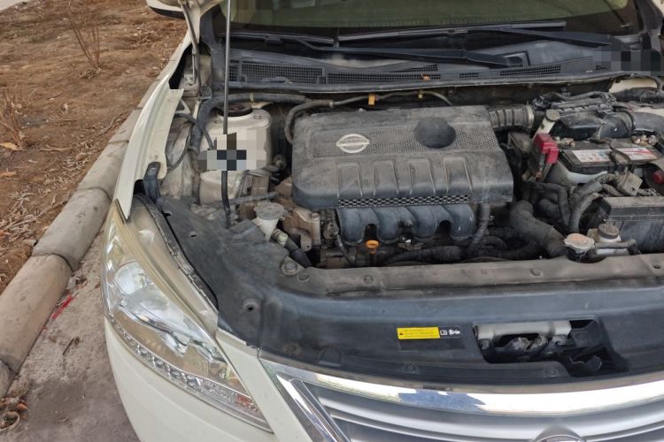 Used Nissan Sylphy 2014 1.6XV CVT Deluxe Edition Engine Bay Right