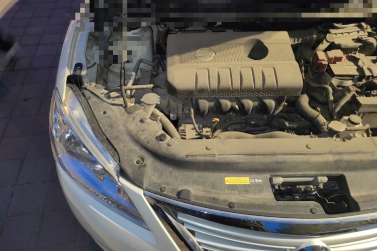 Used Nissan Sylphy 2014 1.6XV CVT Deluxe Edition Engine Bay Right