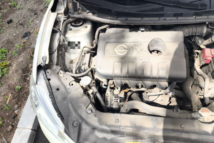 Used Nissan Sylphy 2014 1.6XV CVT Deluxe Edition Engine Bay Right
