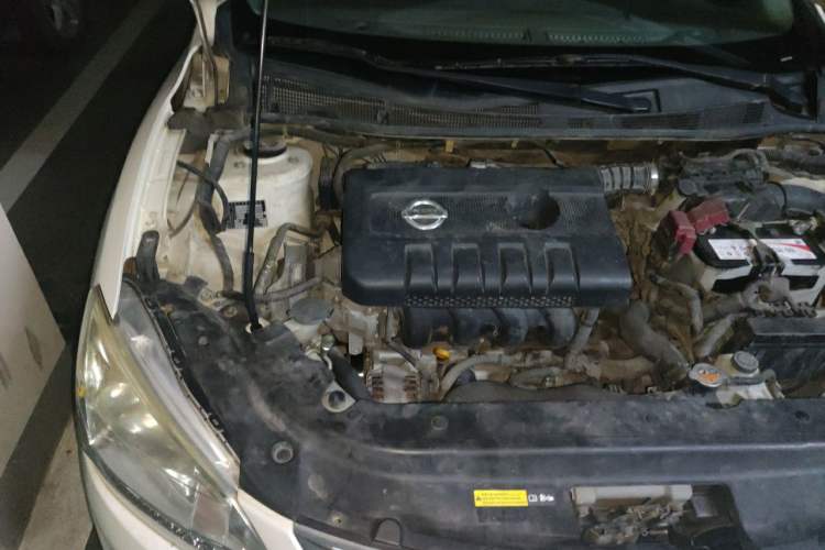 Used Nissan Sylphy 2014 1.6XV CVT Deluxe Edition Engine Bay Right