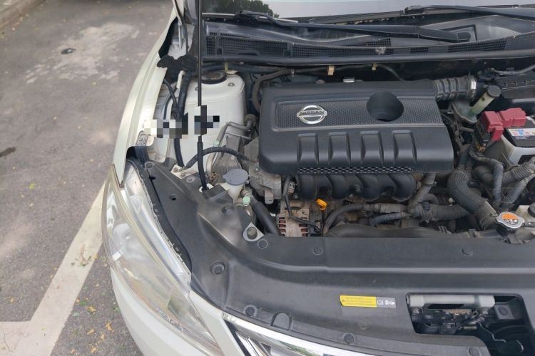 Used Nissan Sylphy 2014 1.6XV CVT Deluxe Edition Engine Bay Right