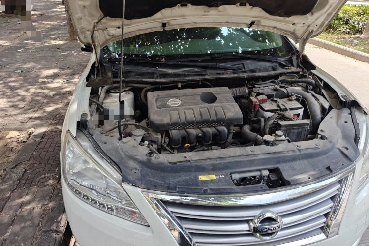 Used Nissan Sylphy 2014 1.6XV CVT Deluxe Edition Engine Bay Right