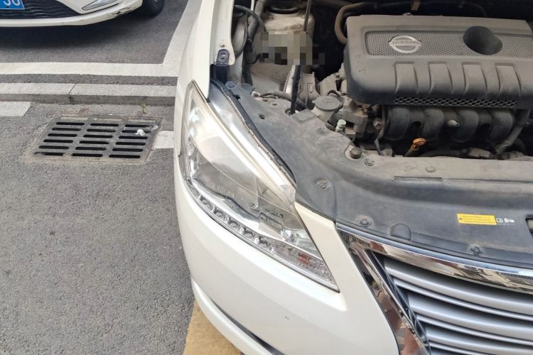 Used Nissan Sylphy 2014 1.6XV CVT Deluxe Edition Engine Bay Right