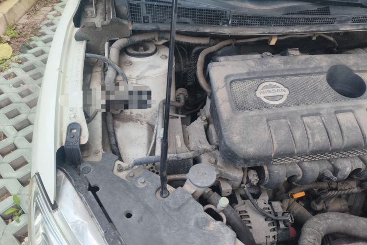 Used Nissan Sylphy 2014 1.6XV CVT Deluxe Edition Engine Bay Right