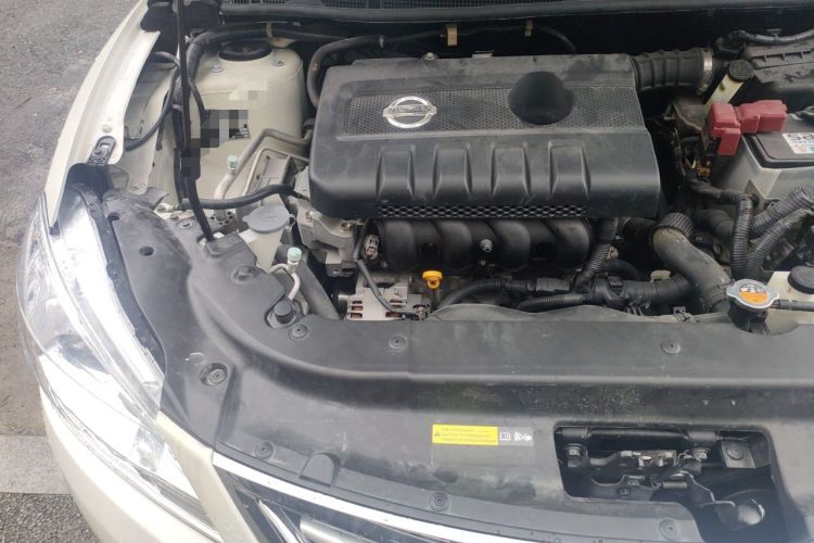 Used Nissan Sylphy 2014 1.6XV CVT Deluxe Edition Engine Bay Right