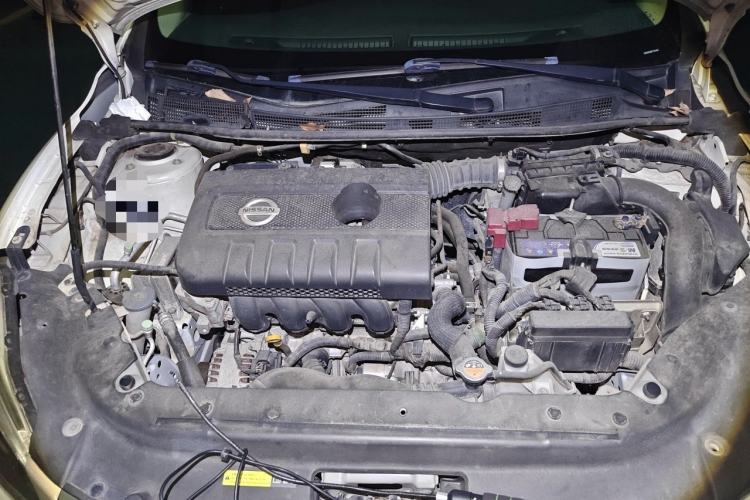 Used Nissan Sylphy 2014 1.6XV CVT Deluxe Edition Engine Bay