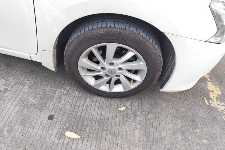 Used Nissan Sylphy 2014 1.6XV CVT Deluxe Edition Exterior 1