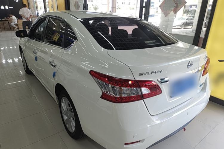 Used Nissan Sylphy 2014 1.6XV CVT Deluxe Edition Exterior 2