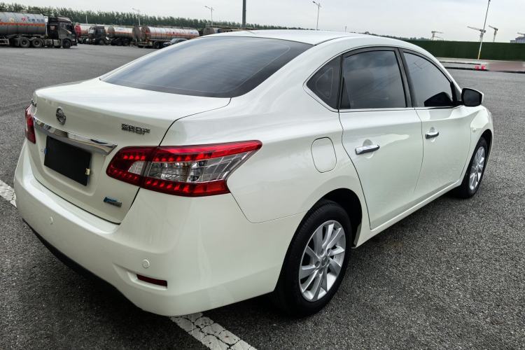 Used Nissan Sylphy 2014 1.6XV CVT Deluxe Edition Exterior 6
