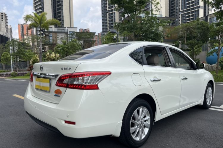 Used Nissan Sylphy 2014 1.6XV CVT Deluxe Edition Exterior 9
