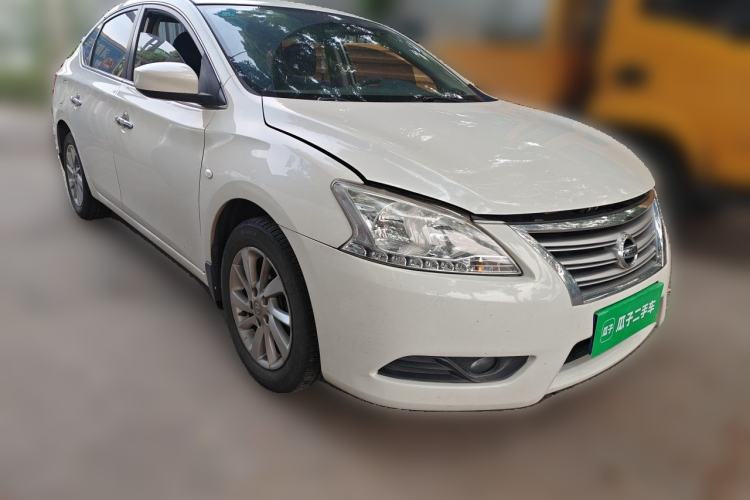 Used Nissan Sylphy 2014 1.6XV CVT Deluxe Edition Front Right 45 Deg