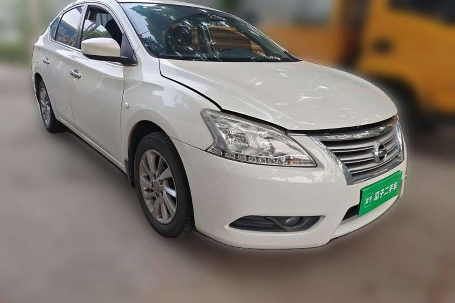 Used Nissan Sylphy 2014 1.6XV CVT Deluxe Edition Front Right 45 Deg
