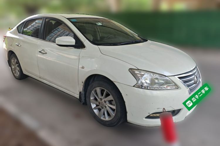 Used Nissan Sylphy 2014 1.6XV CVT Deluxe Edition Front Right 45 Deg