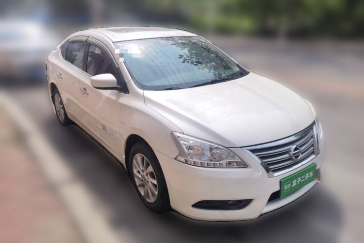 Used Nissan Sylphy 2014 1.6XV CVT Deluxe Edition Front Right 45 Deg