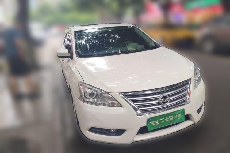 Used Nissan Sylphy 2014 1.6XV CVT Deluxe Edition Front Right 45 Deg