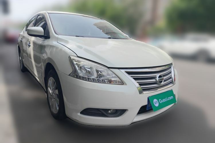 Used Nissan Sylphy 2014 1.6XV CVT Deluxe Edition Front Right 45 Deg