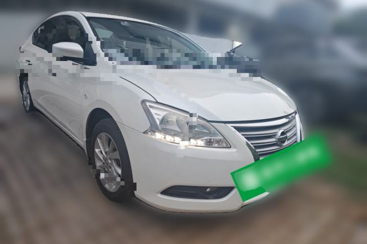 Used Nissan Sylphy 2014 1.6XV CVT Deluxe Edition Front Right 45 Deg