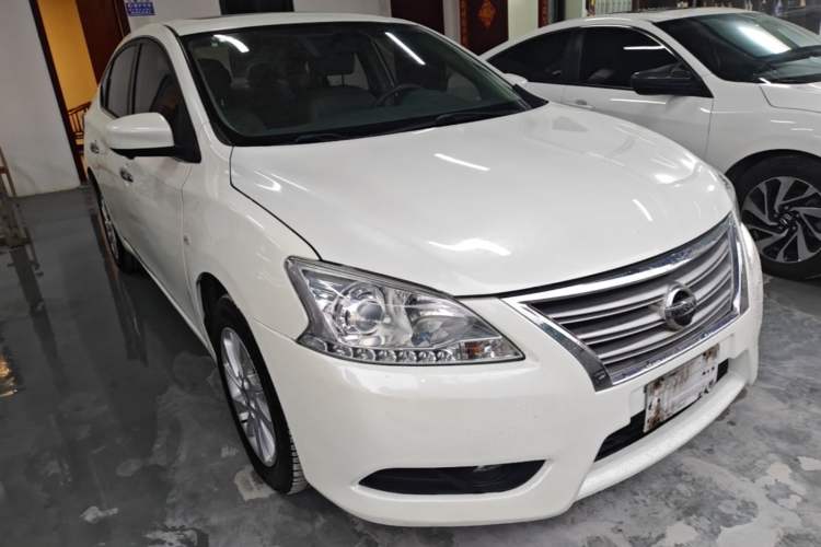 Used Nissan Sylphy 2014 1.6XV CVT Deluxe Edition Front Right 45 Deg
