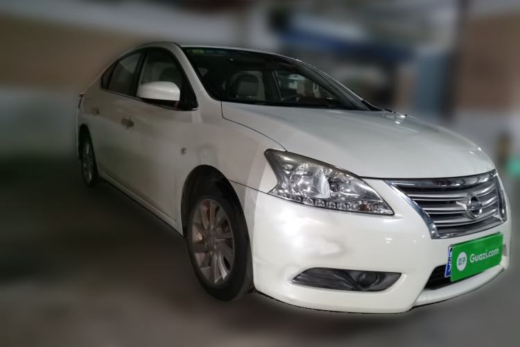 Used Nissan Sylphy 2014 1.6XV CVT Deluxe Edition Front Right 45 Deg
