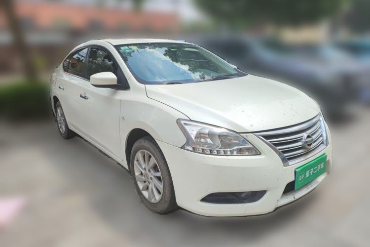 Used Nissan Sylphy 2014 1.6XV CVT Deluxe Edition Front Right 45 Deg