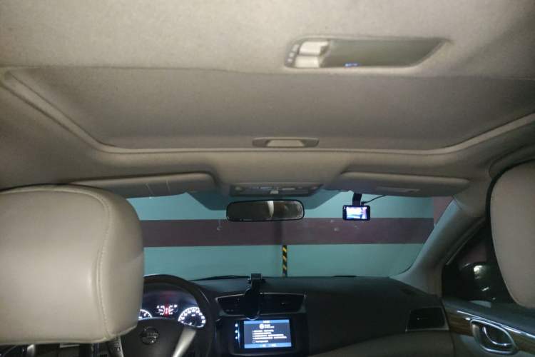 Used Nissan Sylphy 2014 1.6XV CVT Deluxe Edition Headliner