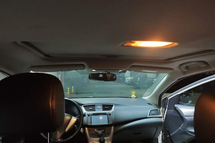 Used Nissan Sylphy 2014 1.6XV CVT Deluxe Edition Headliner