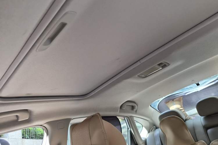 Used Nissan Sylphy 2014 1.6XV CVT Deluxe Edition Headliner