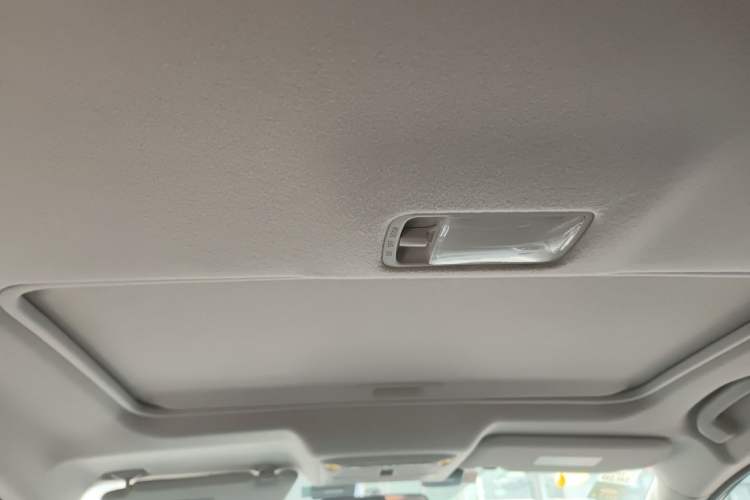 Used Nissan Sylphy 2014 1.6XV CVT Deluxe Edition Headliner