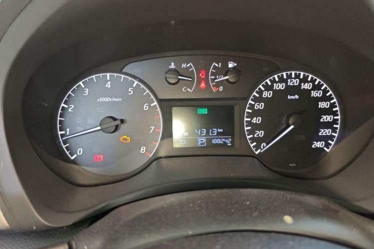 Used Nissan Sylphy 2014 1.6XV CVT Deluxe Edition Instrument Cluster