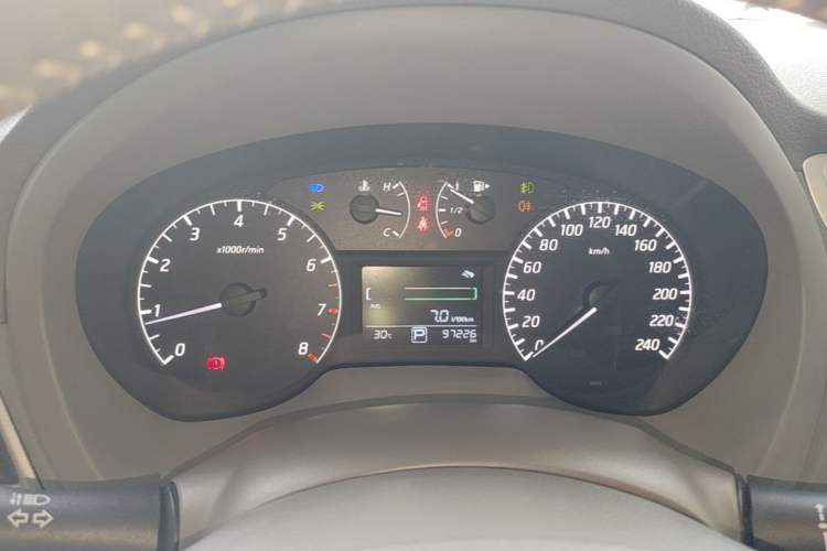 Used Nissan Sylphy 2014 1.6XV CVT Deluxe Edition Instrument Cluster