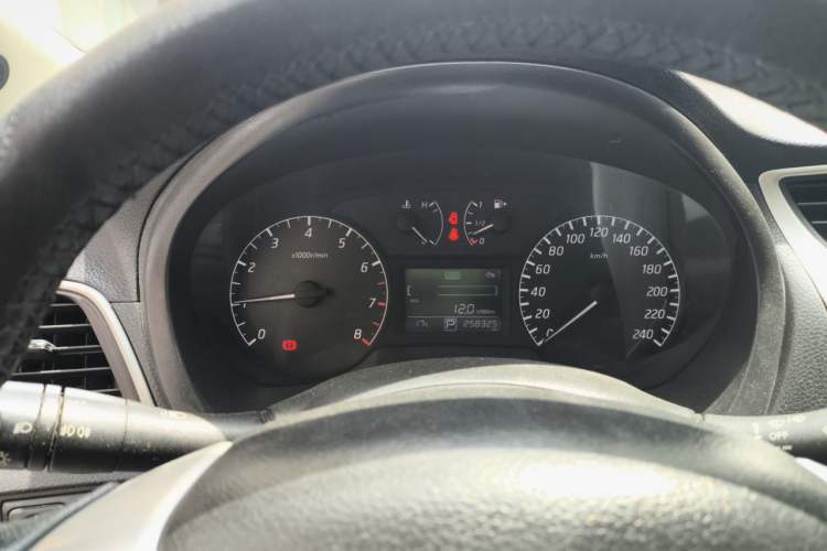 Used Nissan Sylphy 2014 1.6XV CVT Deluxe Edition Instrument Cluster