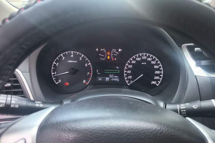 Used Nissan Sylphy 2014 1.6XV CVT Deluxe Edition Instrument Cluster