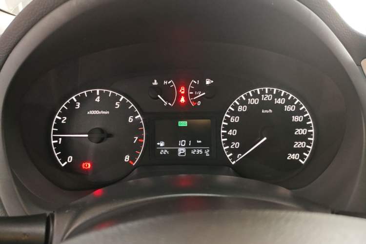 Used Nissan Sylphy 2014 1.6XV CVT Deluxe Edition Instrument Cluster