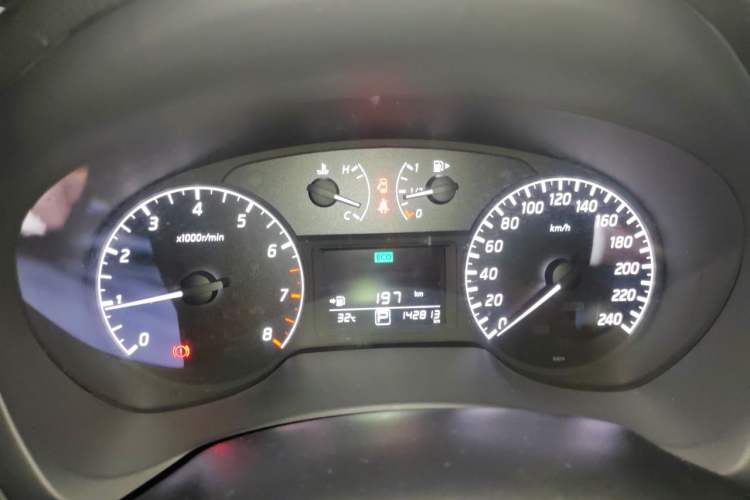 Used Nissan Sylphy 2014 1.6XV CVT Deluxe Edition Instrument Cluster