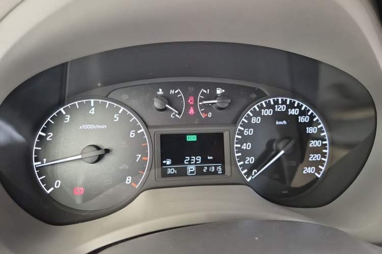 Used Nissan Sylphy 2014 1.6XV CVT Deluxe Edition Instrument Cluster