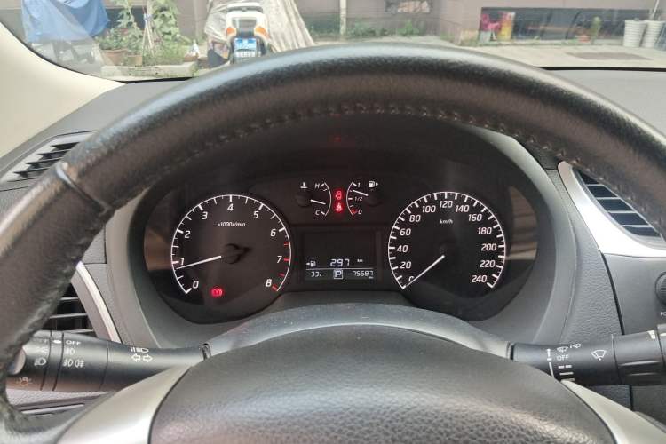 Used Nissan Sylphy 2014 1.6XV CVT Deluxe Edition Instrument Cluster