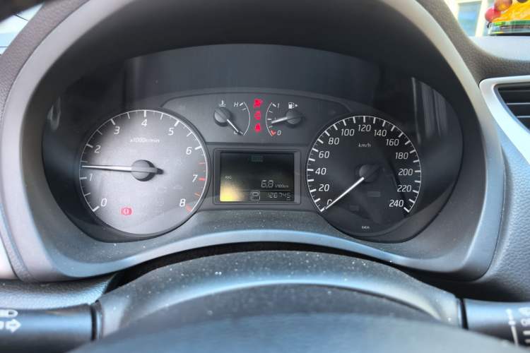 Used Nissan Sylphy 2014 1.6XV CVT Deluxe Edition Instrument Cluster