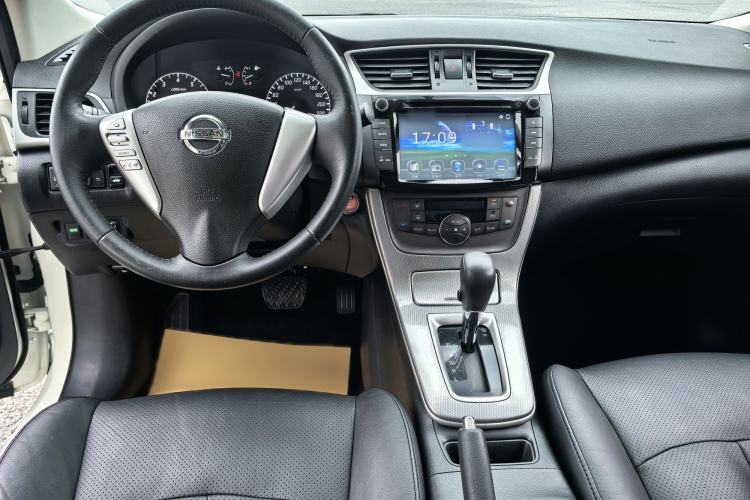 Used Nissan Sylphy 2014 1.6XV CVT Deluxe Edition Interior 13