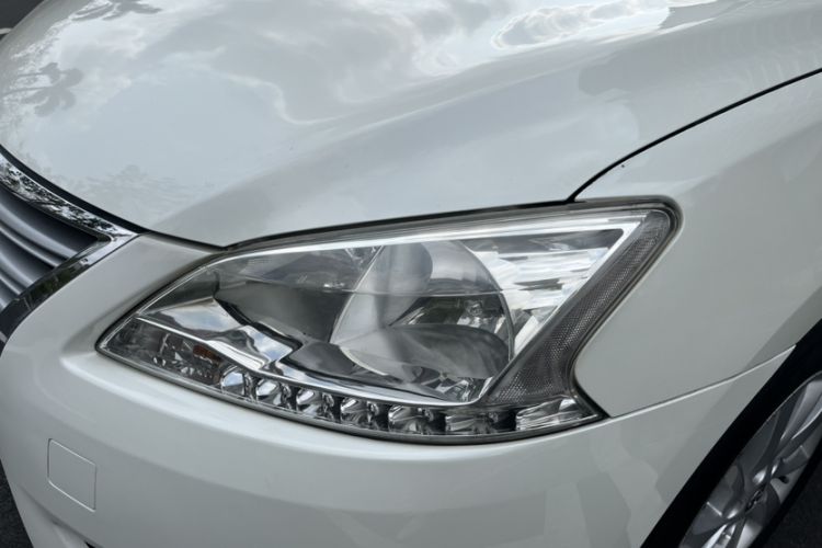 Used Nissan Sylphy 2014 1.6XV CVT Deluxe Edition Left Front Headlight