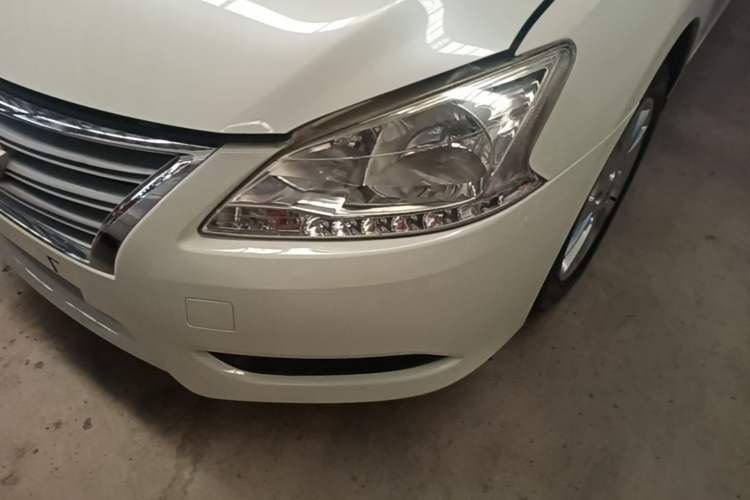 Used Nissan Sylphy 2014 1.6XV CVT Deluxe Edition Left Front Headlight