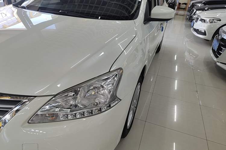 Used Nissan Sylphy 2014 1.6XV CVT Deluxe Edition Left Front Headlight