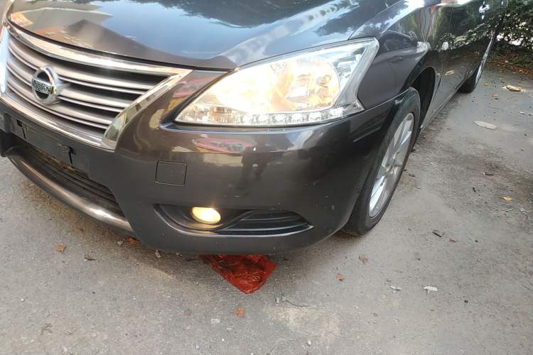 Used Nissan Sylphy 2014 1.6XV CVT Deluxe Edition Left Front Headlight