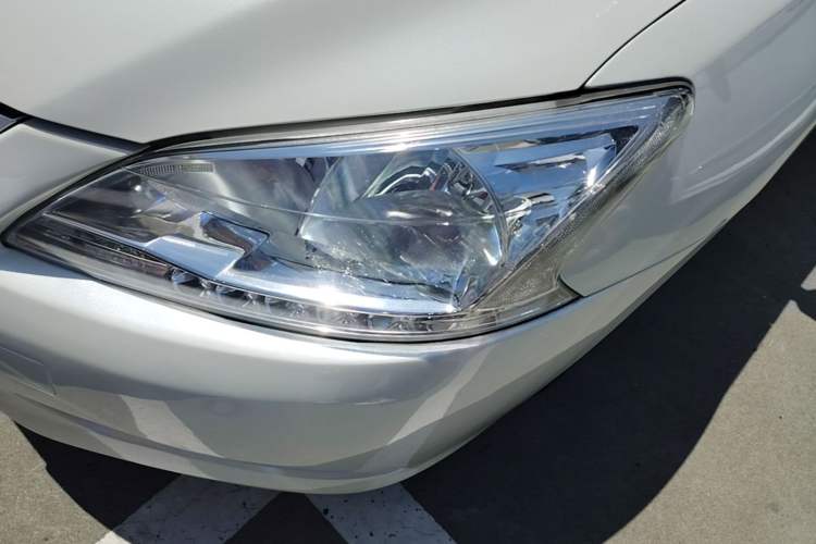 Used Nissan Sylphy 2014 1.6XV CVT Deluxe Edition Left Front Headlight