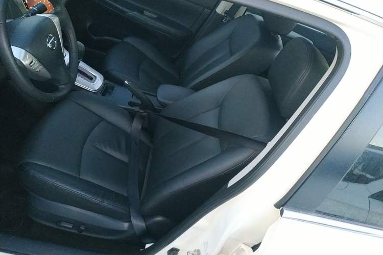 Used Nissan Sylphy 2014 1.6XV CVT Deluxe Edition Left Front Seat